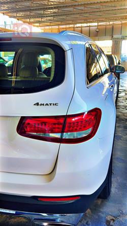 مێرسێدس بێنز GLC